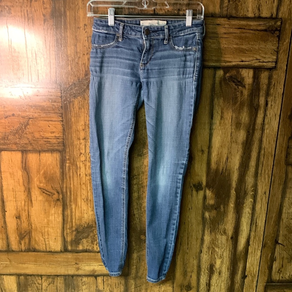 Abercrombie and Fitch Jegging size 25x29